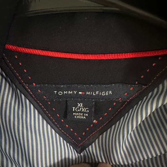 Tommy Hilfiger Navy Jacket. NWOT. Size XL. Striped Lining - Picture 5 of 7